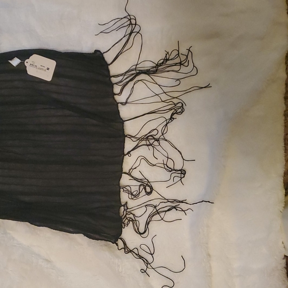 Scarf - Picture 2 of 4